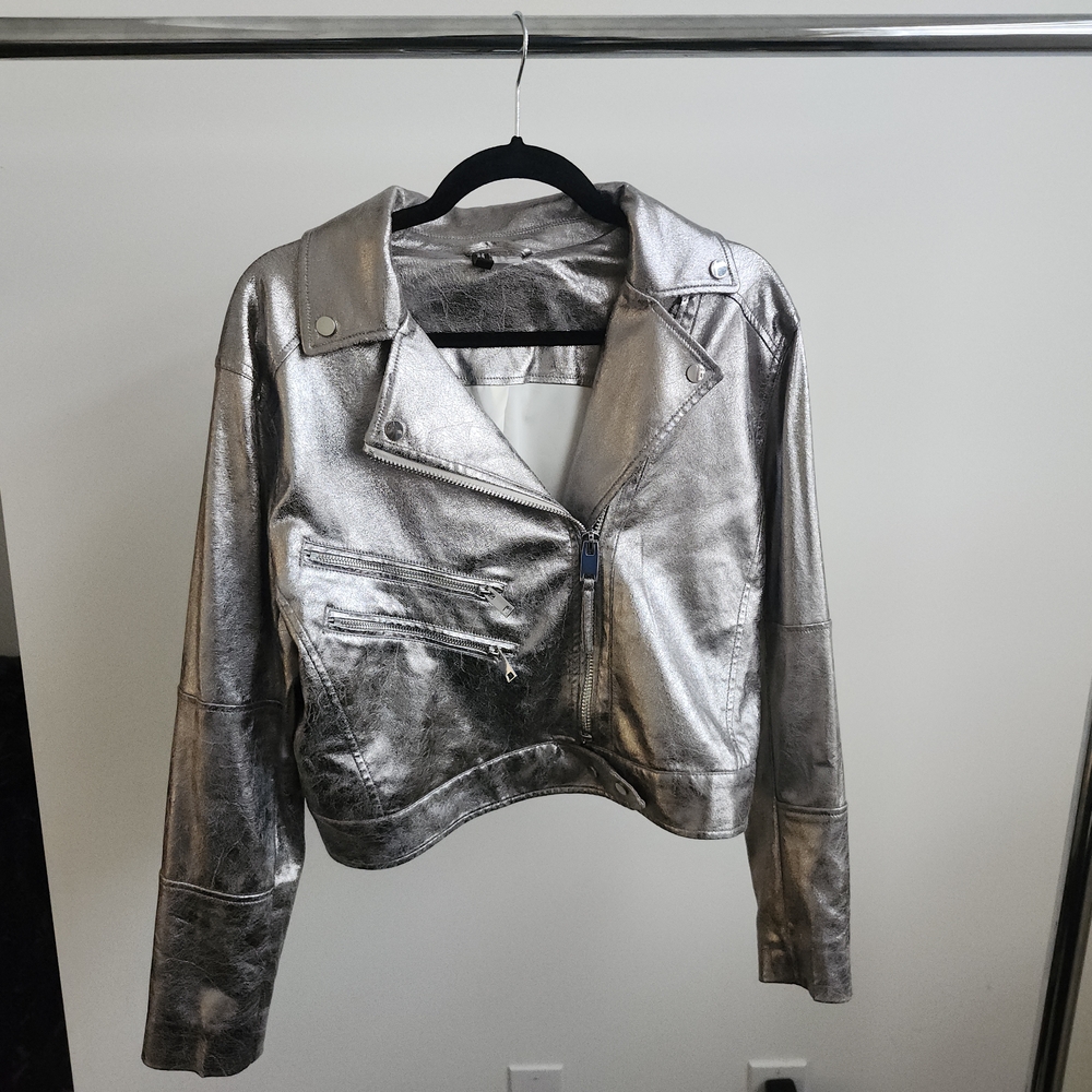 Silver Cropped Leather Jacket with Notched Lapel